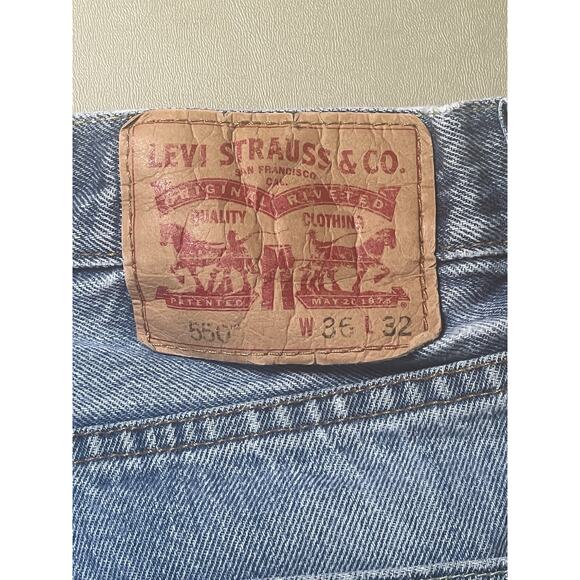 Levi Strauss & Co Original Riveted 550 Men’s W36 L32 Blue - Picture 5 of 5